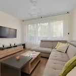 Lokum Vena With Terrace & Parking By Renters *